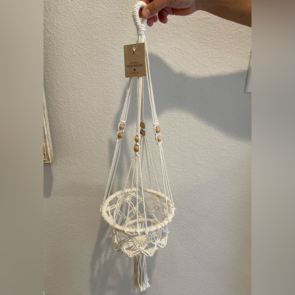 NWT Macrame Plant hanger